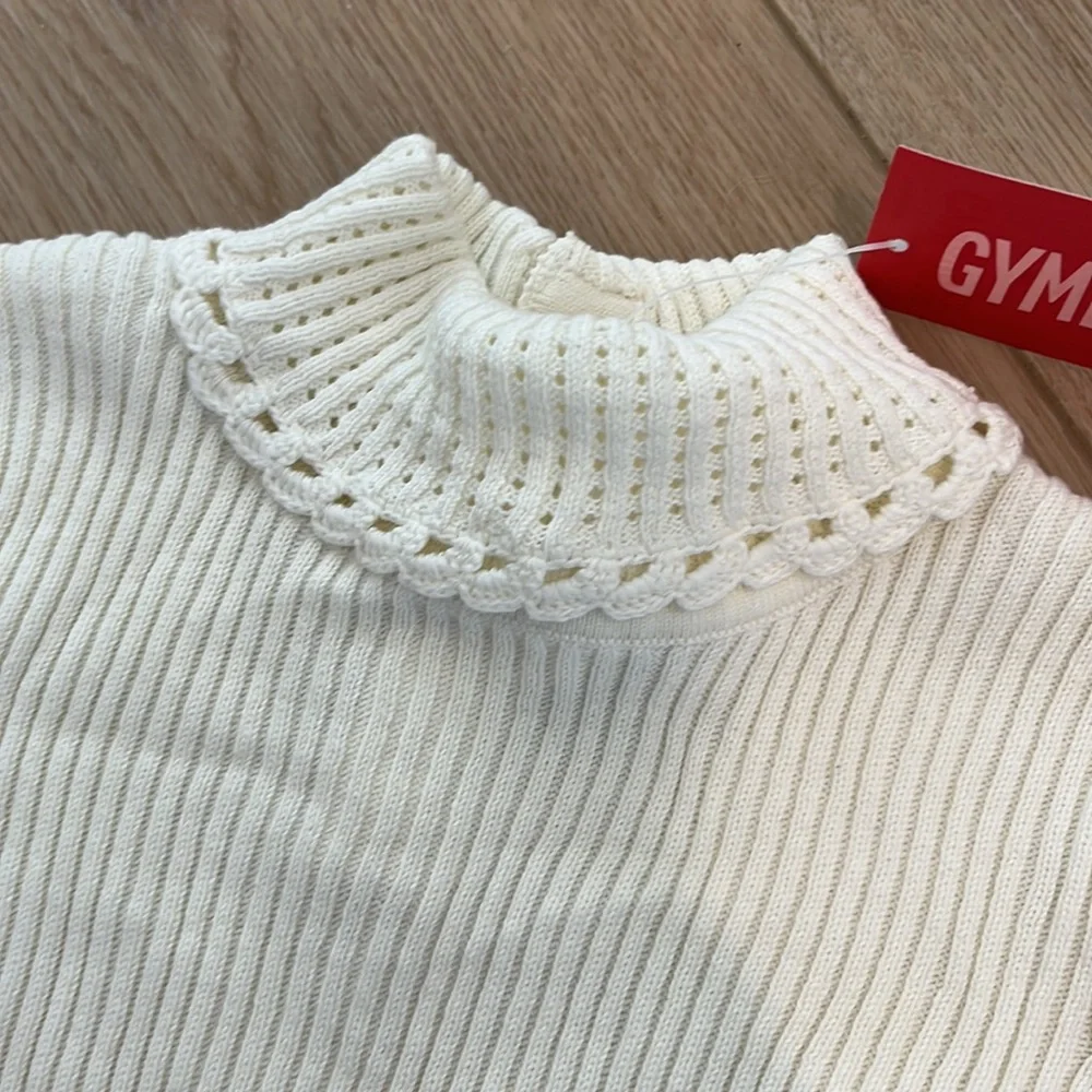 Gymboree (NWT) beautiful cotton cream ribbed knit turtleneck sweater